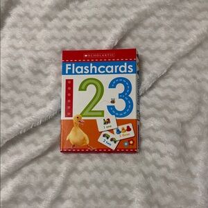#132 Scholastic Flashcards 123 in Red and Green
